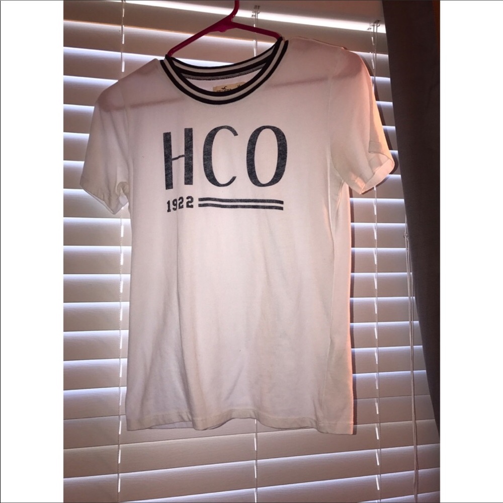 💙 hollister tee